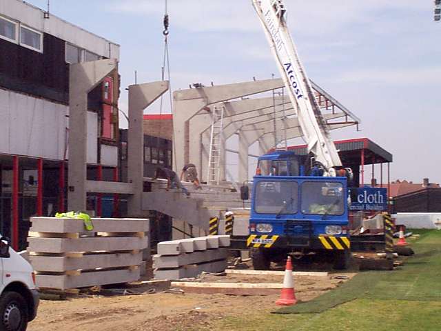 {short description of image}