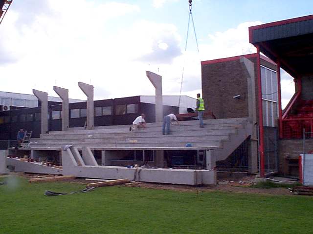 {short description of image}